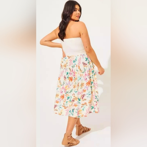 Torrid Strapless White and Multicolor Floral Dress - Picture 8 of 10
